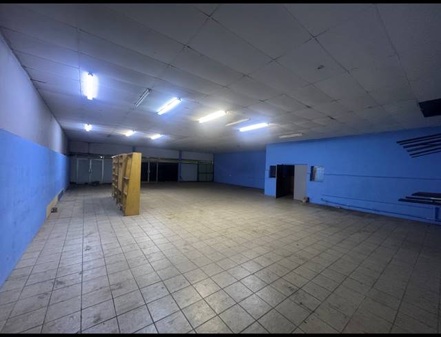 300.20M² WAREHOUSE TO LET IN WYNBERG